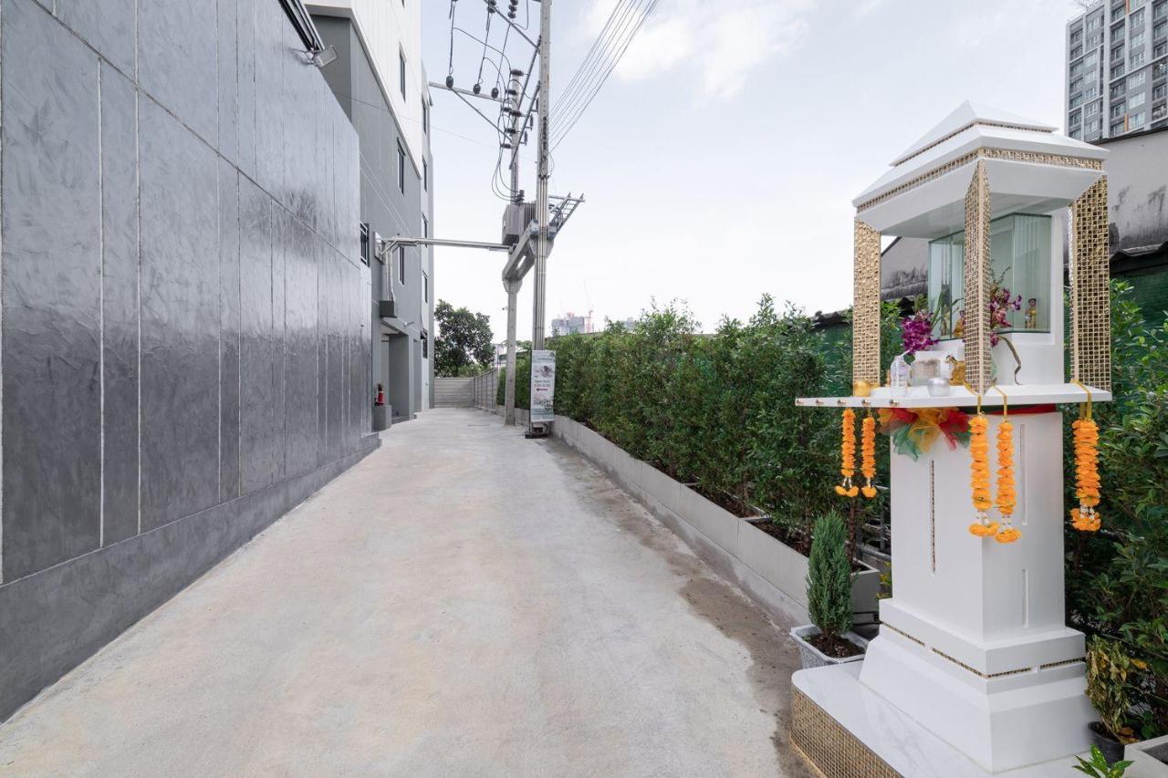 Aqua Residences อควา เรสซิเดนซ์ ห้องพักใหม่ให้เช่า ติดรถไฟฟ้าสถานีวุฒากาศ Бангкок Екстер'єр фото