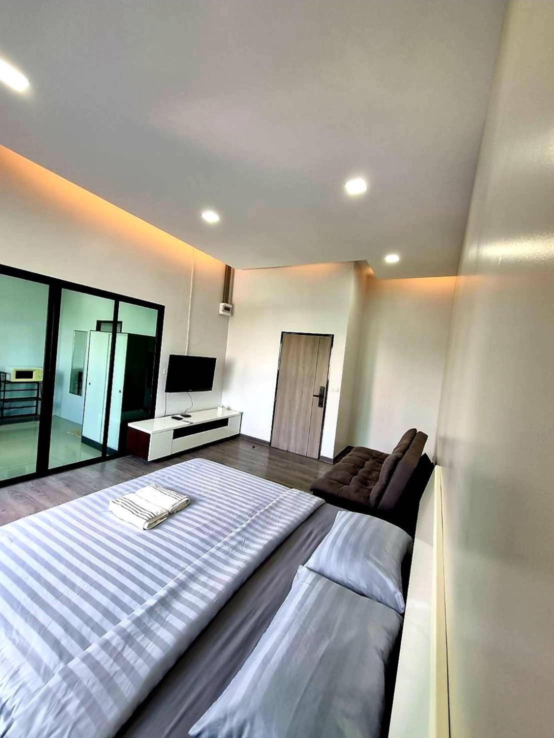 Aqua Residences อควา เรสซิเดนซ์ ห้องพักใหม่ให้เช่า ติดรถไฟฟ้าสถานีวุฒากาศ Бангкок Екстер'єр фото